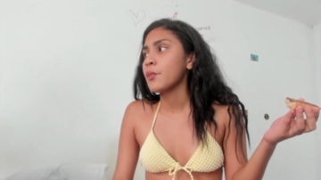Sexyandlittlegirl  02-08-2021